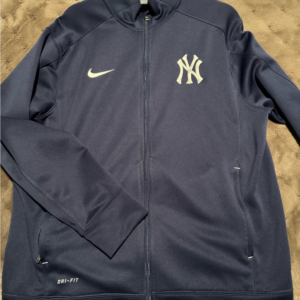 Nike Men's Dark Blue Yankees training jacket